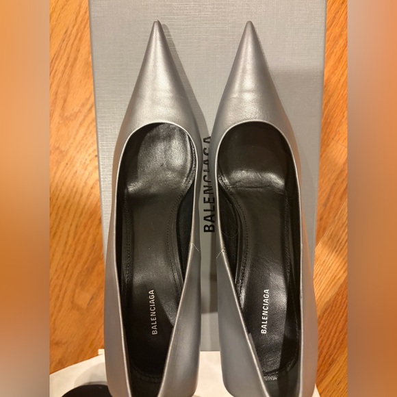 BALENCIAGA Metallic Nappa Square Knife 80mm Pumps - Picture 6 of 13